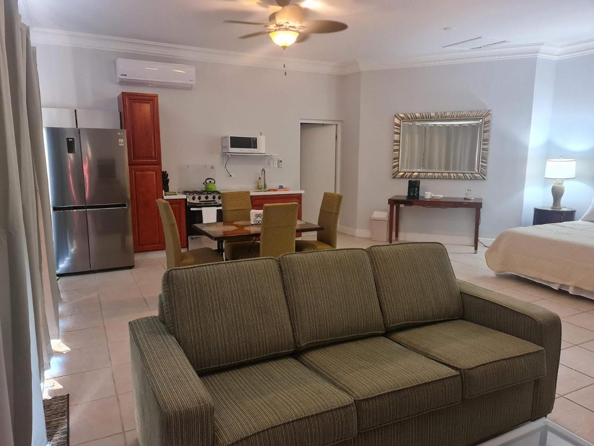 Sandpiper Beach Apartments Palm Beach Esterno foto